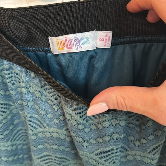 LulaRoe Skirt. Size S - Picture 2 of 6